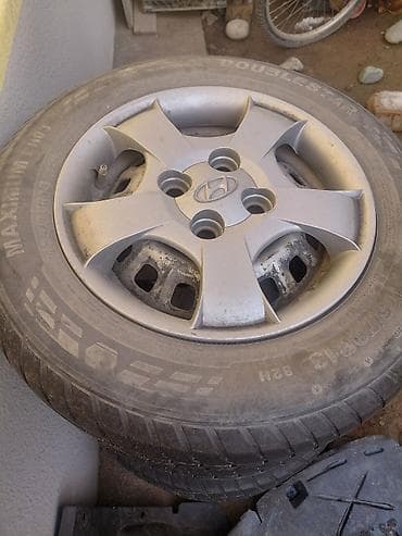 Колеса в сборе 195 / 70 / R 13, Лето, Комплект, Литые, отверстий - 4 at lalafo.kg Колеса в сборе 195 / 70 / R 13, Лето, Комплект, Литые, отверстий - 4