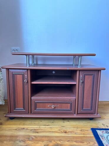 шкафы для одежды бу: Тумба для телевизора at lalafo.kg — 1 шкафы для одежды бу: Тумба для телевизора — 1