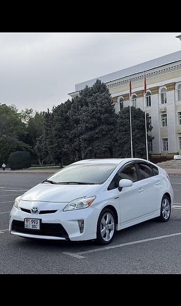 Toyota Prius: 2014 г., Вариатор, Гибрид, Хэтчбэк at lalafo.kg Toyota Prius: 2014 г., Вариатор, Гибрид, Хэтчбэк