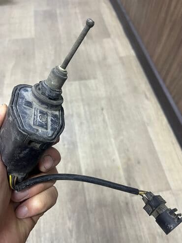 Электрический моторчик BMW 1995 г., Б/у, Оригинал, Германия at lalafo.kg Электрический моторчик BMW 1995 г., Б/у, Оригинал, Германия