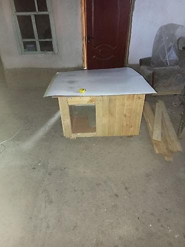 Будка для собаки из дерева продаю утеплённый собачий домик. толщина at lalafo.kg Будка для собаки из дерева продаю утеплённый собачий домик. толщина