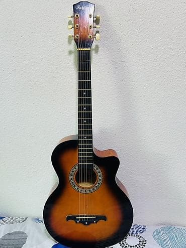 Акустическая гитара с вырезом (cutaway), 6 струн. Характеристики: - lalafo.kg да Акустическая гитара с вырезом (cutaway), 6 струн. Характеристики: -