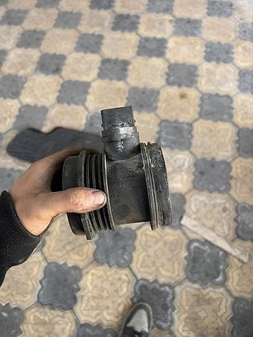 Расходомер Mercedes-Benz 2000 г., Германия at lalafo.kg Расходомер Mercedes-Benz 2000 г., Германия