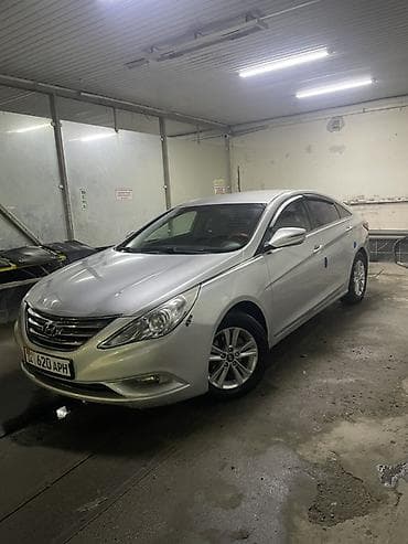 Hyundai Sonata: 2011 г., 2 л, Автомат, Газ, Седан at lalafo.kg Hyundai Sonata: 2011 г., 2 л, Автомат, Газ, Седан
