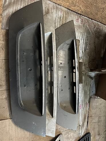 Решетка радиатора Mercedes-Benz 2003 г., Б/у, Оригинал at lalafo.kg — 1 Решетка радиатора Mercedes-Benz 2003 г., Б/у, Оригинал — 1