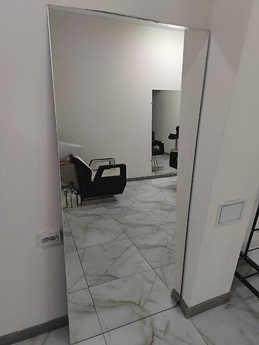 Большое зеркалоразмер 180/80 сверху ручная резка и соответственно at lalafo.kg Большое зеркалоразмер 180/80 сверху ручная резка и соответственно