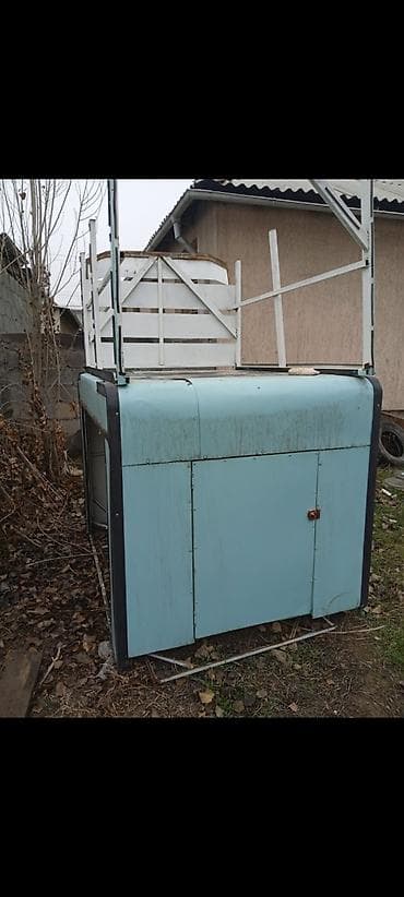 Киоск/прилавок для торговли мороженым и напитками - Формат at lalafo.kg Киоск/прилавок для торговли мороженым и напитками - Формат