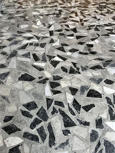 Ж/м Арча-Бешик Сдается двухэтажное ком.помещение формата street at lalafo.kg Ж/м Арча-Бешик Сдается двухэтажное ком.помещение формата street