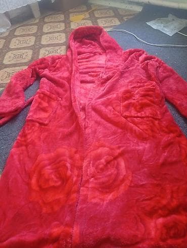 Пончо: Зимний халат кийилген.состояние отличное.500 сом.свети кызыл.калын lalafo.kg да — 3 Пончо: Зимний халат кийилген.состояние отличное.500 сом.свети кызыл.калын — 3