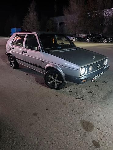 Volkswagen Golf: 1988 г., 1.8 л, Ручные, Бензин, Седан at lalafo.kg Volkswagen Golf: 1988 г., 1.8 л, Ручные, Бензин, Седан