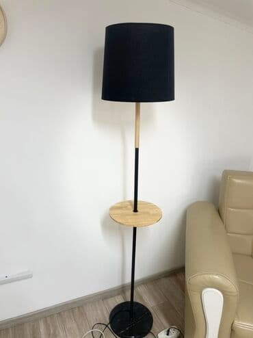 Напольный торшер с полочкой - Теплый и холодный свет - Современный at lalafo.kg Напольный торшер с полочкой - Теплый и холодный свет - Современный