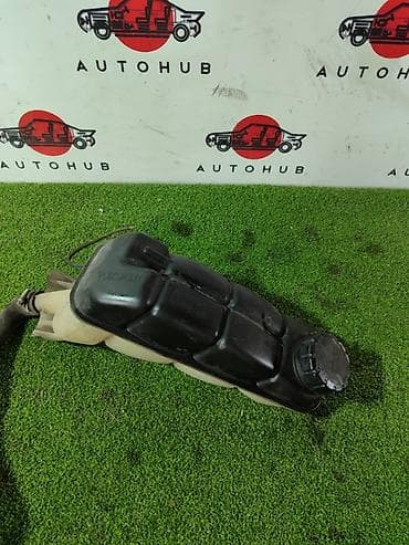 Бачок Mercedes-Benz at lalafo.kg Бачок Mercedes-Benz