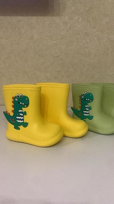 Резиновые сапоги, 32, Б/у, Самовывоз at lalafo.kg Резиновые сапоги, 32, Б/у, Самовывоз