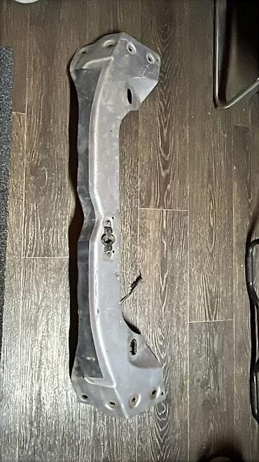 Mersedes MI W163
планка радиатора 3000с at lalafo.kg Mersedes MI W163
планка радиатора 3000с