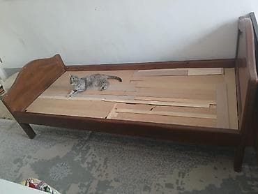 Деревянная односпальная кровать классического дизайна. - Материал at lalafo.kg Деревянная односпальная кровать классического дизайна. - Материал