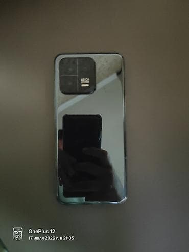 Xiaomi, 13, Б/у, 256 ГБ, цвет - Черный, 2 SIM at lalafo.kg Xiaomi, 13, Б/у, 256 ГБ, цвет - Черный, 2 SIM