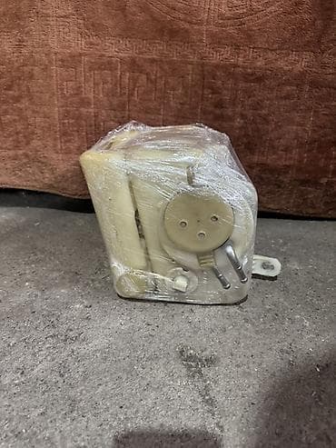 Замок двери Mercedes-Benz at lalafo.kg Замок двери Mercedes-Benz