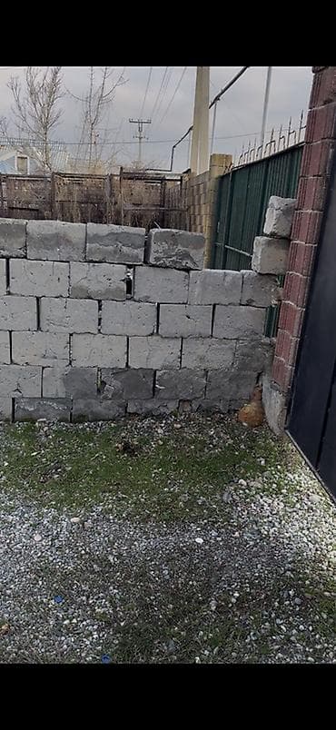 Заборы из шлакоблока at lalafo.kg Заборы из шлакоблока