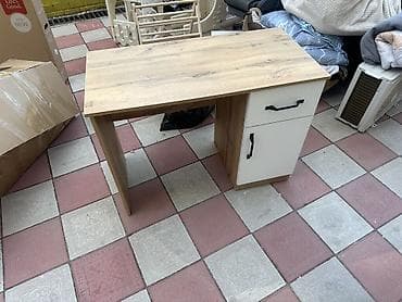 Компьютерный стол, С полками at lalafo.kg Компьютерный стол, С полками