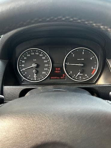 Приборлор калканы BMW 2010 г., Колдонулган, Оригинал, Германия lalafo.kg да — 1 Приборлор калканы BMW 2010 г., Колдонулган, Оригинал, Германия — 1