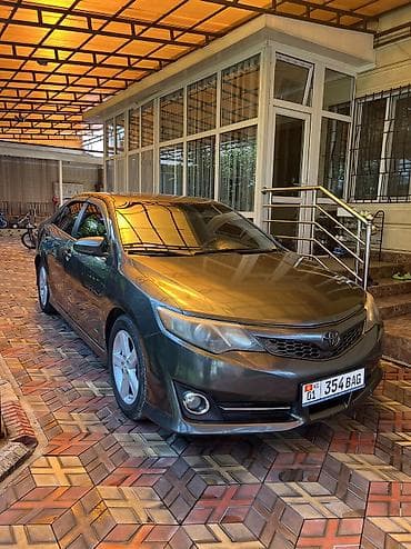 Toyota Camry: 2012 г., 2.5 л, Автомат, Бензин, Седан at lalafo.kg Toyota Camry: 2012 г., 2.5 л, Автомат, Бензин, Седан
