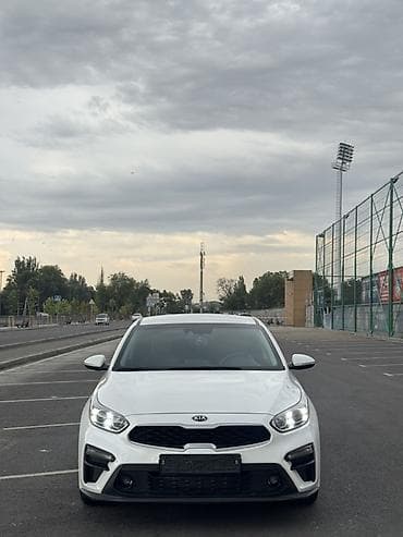 Kia K3: 2020 г., Седан at lalafo.kg Kia K3: 2020 г., Седан