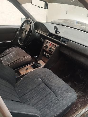 GAC: Mercedes-Benz W124: 1989 г., 2.3 л, Механика, Бензин, Седан at lalafo.kg — 2 GAC: Mercedes-Benz W124: 1989 г., 2.3 л, Механика, Бензин, Седан — 2