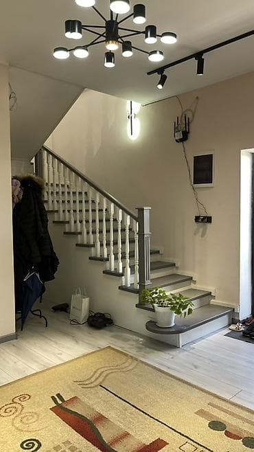 🏡 Продается дом в стиле Hi-Tech 📍 Район Ак-Ордо 1, всего 200 метров от at lalafo.kg — 7 🏡 Продается дом в стиле Hi-Tech 📍 Район Ак-Ордо 1, всего 200 метров от — 7