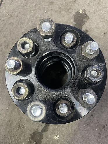 Продаю ПРОСТАВКИ НА СУБАРУ Разболтовка 5/100 ширина 2см Почти новый at lalafo.kg Продаю ПРОСТАВКИ НА СУБАРУ Разболтовка 5/100 ширина 2см Почти новый