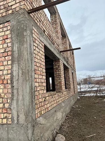 КАРАКОЛ! 15 соток! Недостроенный дом! Характеристики: - at lalafo.kg КАРАКОЛ! 15 соток! Недостроенный дом! Характеристики: -
