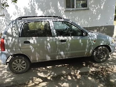 Suzuki Alto: 2002 г., 1 л, Механика, Бензин, Хэтчбэк at lalafo.kg Suzuki Alto: 2002 г., 1 л, Механика, Бензин, Хэтчбэк