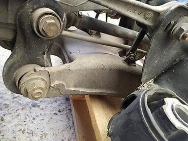 Задний левый рычаг BMW at lalafo.kg Задний левый рычаг BMW