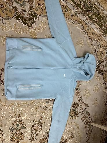 Мужской спортивный костюм, XL, Nike, Новый, цвет - Голубой, Самовывоз, Платная доставка at lalafo.kg Мужской спортивный костюм, XL, Nike, Новый, цвет - Голубой, Самовывоз, Платная доставка