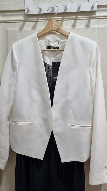 Женский укороченный жакет Mango Basics - Цвет: молочный/айвори - at lalafo.kg Женский укороченный жакет Mango Basics - Цвет: молочный/айвори -