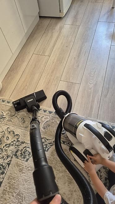Пылесос KARCHER, немецкого бренда, продаю в связи с переездом lalafo.kg да Пылесос KARCHER, немецкого бренда, продаю в связи с переездом