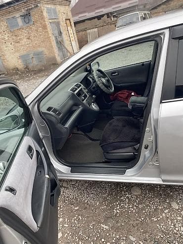 Honda Civic: 2003 г., 1.5 л, Бензин, Хэтчбэк at lalafo.kg — 7 Honda Civic: 2003 г., 1.5 л, Бензин, Хэтчбэк — 7