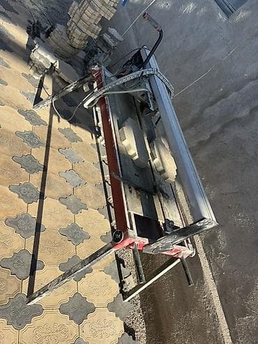 Плиткорез/камнерез на стойках с продольной кареткой. - Стационарный at lalafo.kg Плиткорез/камнерез на стойках с продольной кареткой. - Стационарный