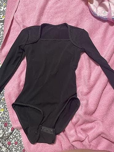 Бодилер: Боди детское 130ростовка, черное, с длинными рукавами и квадратным lalafo.kg да — 1 Бодилер: Боди детское 130ростовка, черное, с длинными рукавами и квадратным — 1