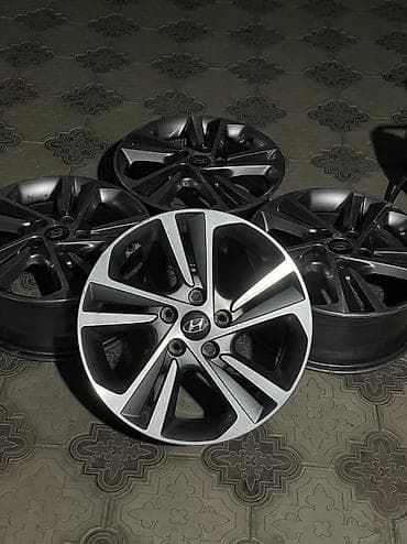 Литые Диски R 17 Hyundai, Комплект, отверстий - 5, Б/у at lalafo.kg Литые Диски R 17 Hyundai, Комплект, отверстий - 5, Б/у