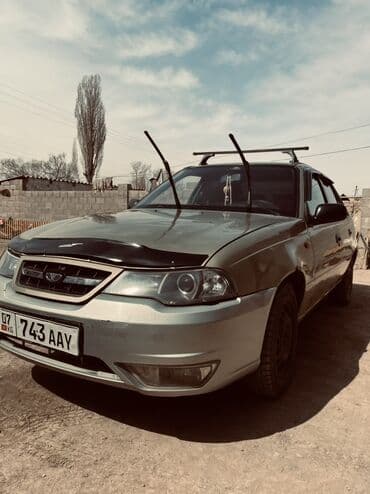 Daewoo Nexia: 2010 г., Механика, Бензин, Седан at lalafo.kg Daewoo Nexia: 2010 г., Механика, Бензин, Седан