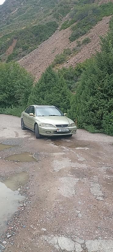 Honda Accord: 1999 г., 2 л, Автомат, Бензин, Седан at lalafo.kg Honda Accord: 1999 г., 2 л, Автомат, Бензин, Седан