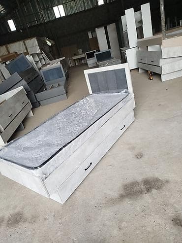 Офис эмереги: Односпальные кровати с мягким изголовьем и выдвижными ящиками - lalafo.kg да — 10 Офис эмереги: Односпальные кровати с мягким изголовьем и выдвижными ящиками - — 10