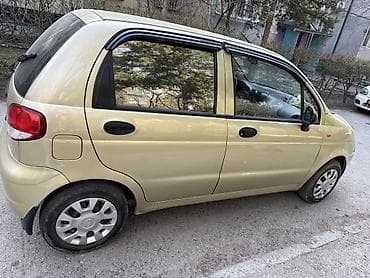 Microcar: Компактный городской хэтчбек 5 дверей, золотистый металлик. Кузов и at lalafo.kg — 5 Microcar: Компактный городской хэтчбек 5 дверей, золотистый металлик. Кузов и — 5