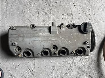 Клапанная крышка Хонда стрим1.7 2500сом Поддон 4000сом Помпа 1000сом at lalafo.kg Клапанная крышка Хонда стрим1.7 2500сом Поддон 4000сом Помпа 1000сом