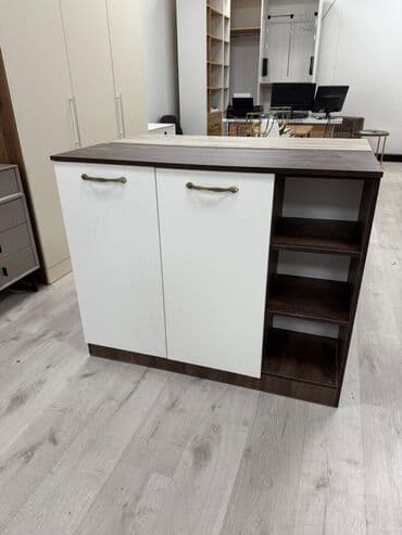 Многофункциональные тумбочки для хранения с двумя распашными дверцами at lalafo.kg Многофункциональные тумбочки для хранения с двумя распашными дверцами