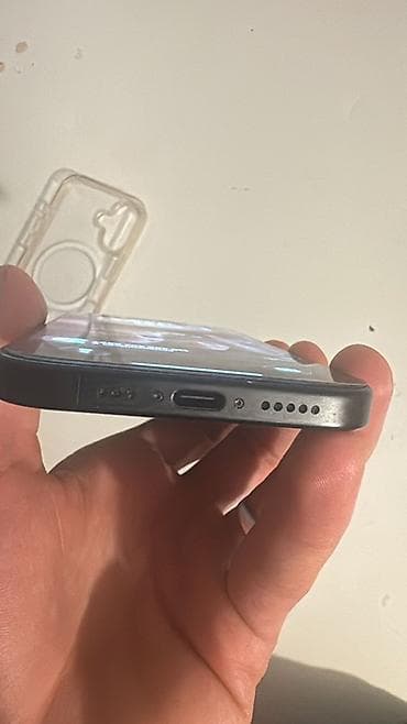 IPhone 16, Б/у, 256 ГБ, Midnight, Чехол, 94 % at lalafo.kg IPhone 16, Б/у, 256 ГБ, Midnight, Чехол, 94 %