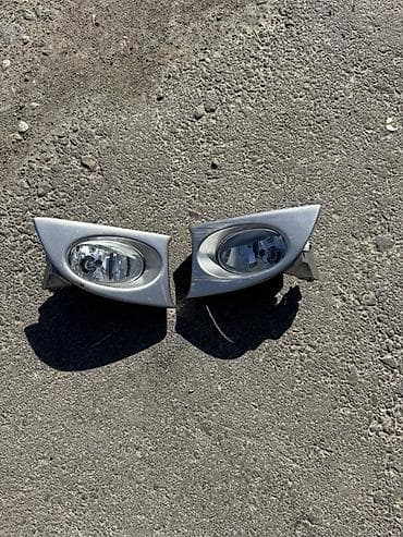 Комплект противотуманных фар Honda Б/у at lalafo.kg Комплект противотуманных фар Honda Б/у