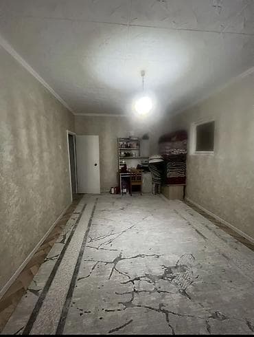 1 комната, 34 м², 105 серия, 2 этаж, Евроремонт at lalafo.kg 1 комната, 34 м², 105 серия, 2 этаж, Евроремонт