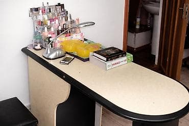 Маникюрный/педикюрный стол и кресла с оборудованием для студии красоты at lalafo.kg Маникюрный/педикюрный стол и кресла с оборудованием для студии красоты