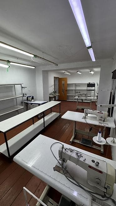 Продаем 7 швейных машинок: - 4 прямострочек BRUCE - 1 четырехнитка at lalafo.kg Продаем 7 швейных машинок: - 4 прямострочек BRUCE - 1 четырехнитка